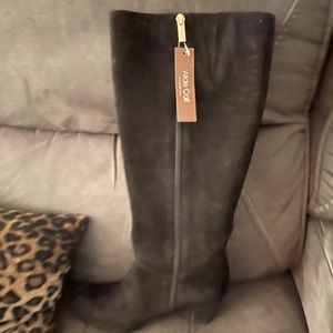 Bandolino suede zip knee boots with tassel